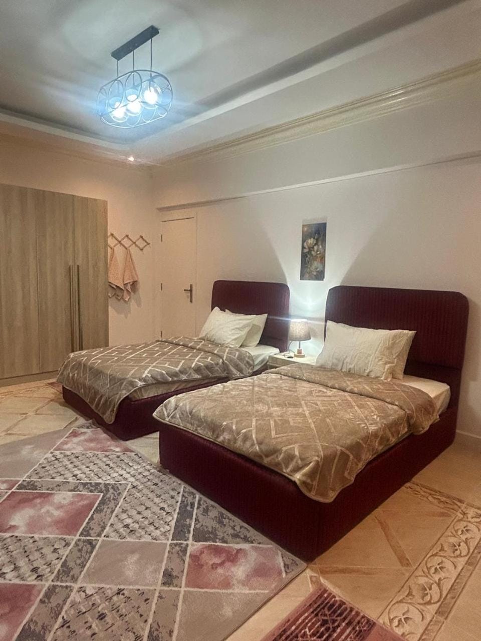 Luxury Three-Bedroom Hotel Rooms in October Bed and Breakfast in Egypt