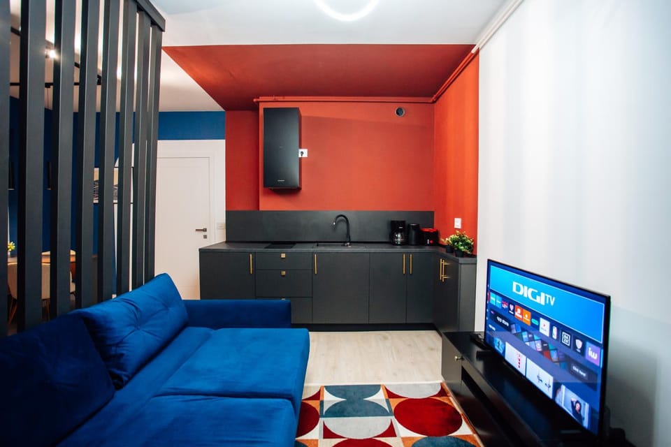 Communal lounge/ TV room, TV and multimedia, Living room, Evening entertainment