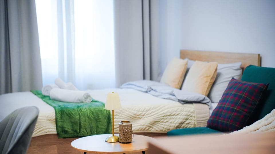 Bed, Living room, Seating area