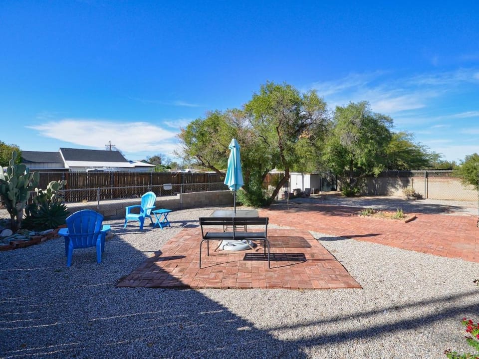 Casa Montaña - Central Tucson 3BR Accessible & Solar-Powered House in Catalina Foothills
