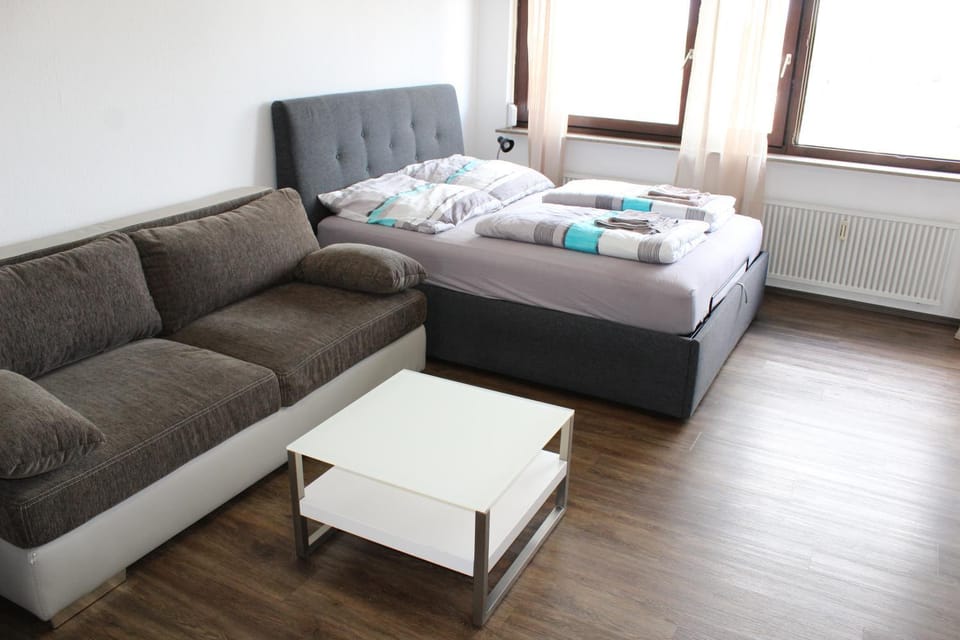 Modernes Apartment im Herzen Ludwigsburgs mit Netflix & DAZN Apartment in Ludwigsburg