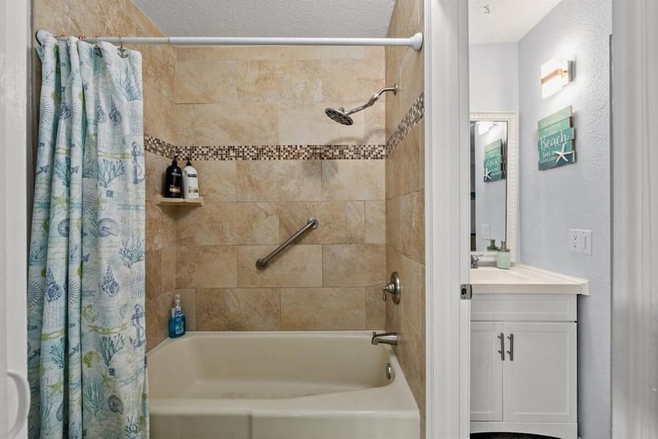 The Summit - Family Friendly Vacation! Apartment in Upper Grand Lagoon