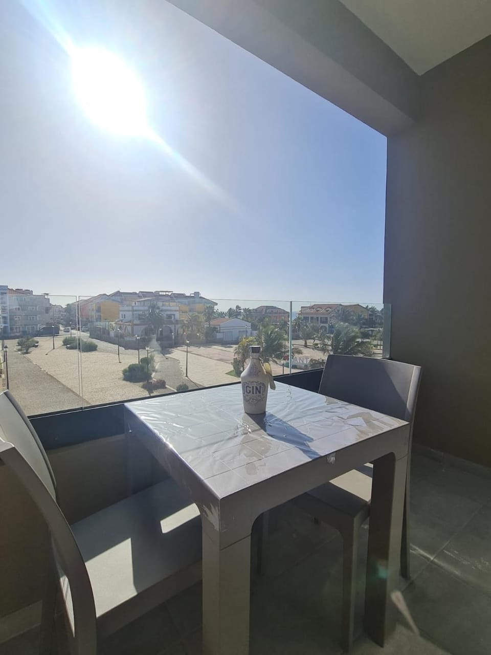 View (from property/room), Balcony/Terrace, Dining area