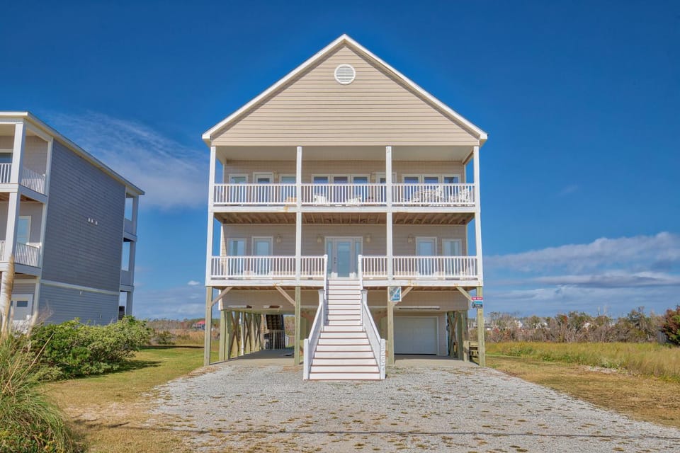NTB1267 Sea N Sound Sandwich House in North Topsail Beach