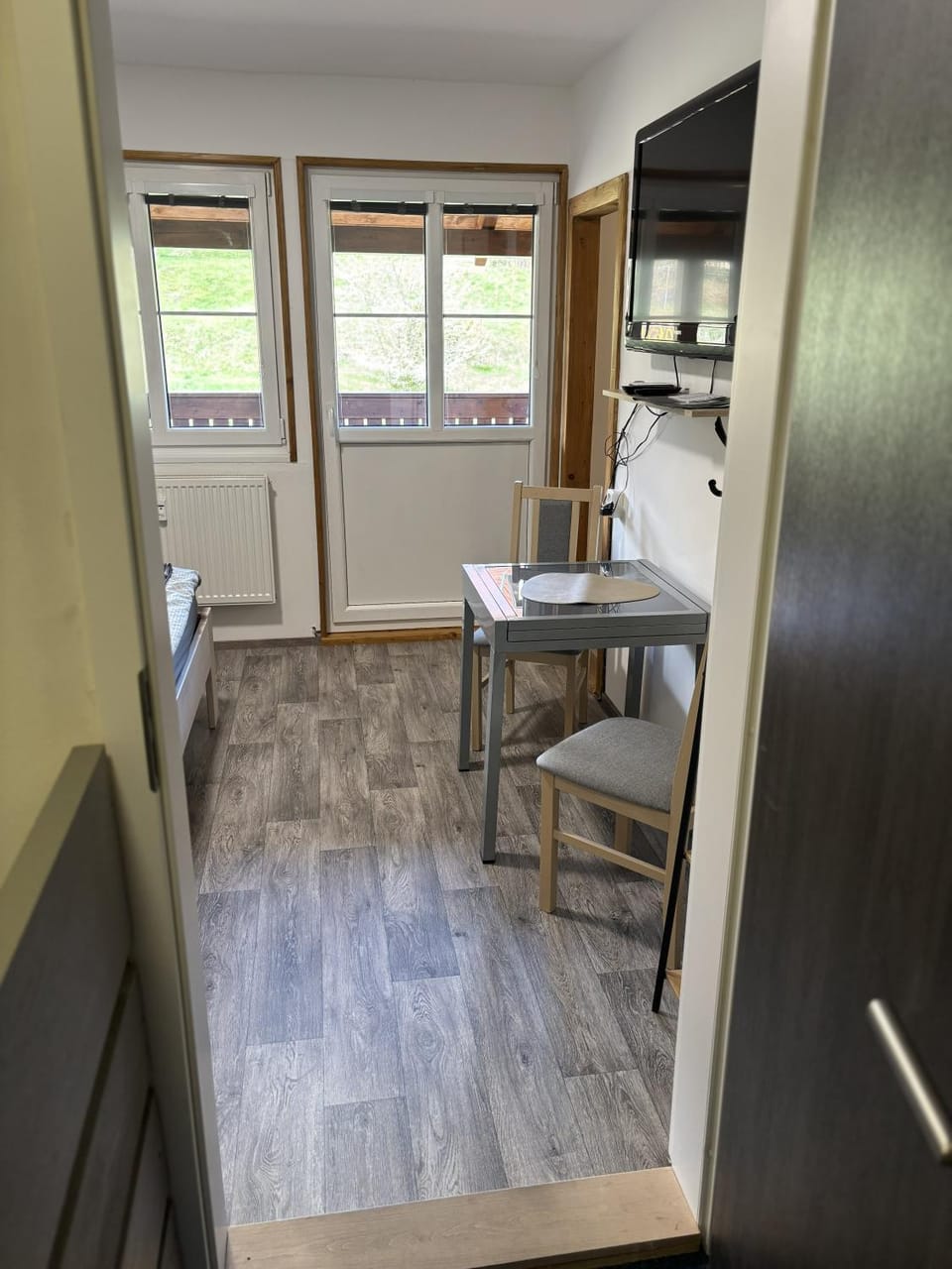 TV and multimedia, Dining area