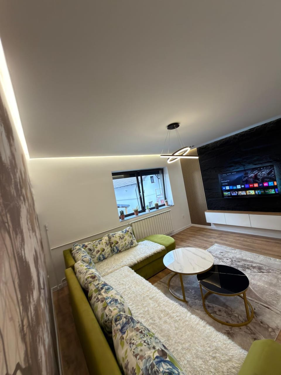 TV and multimedia, Living room