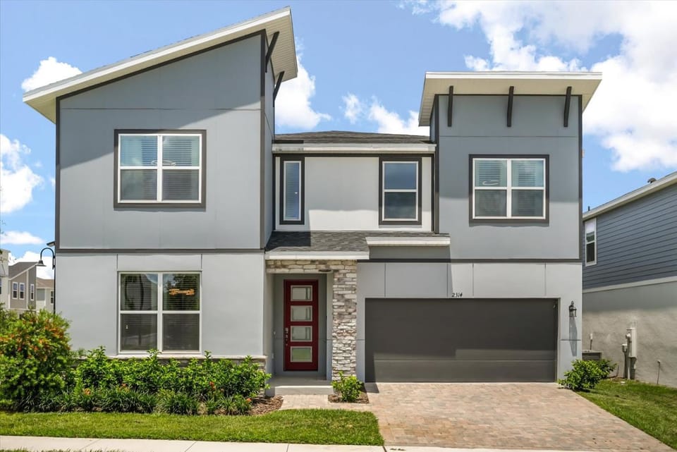 Solara Resort Themed Pool And Cinema Home House in Four Corners