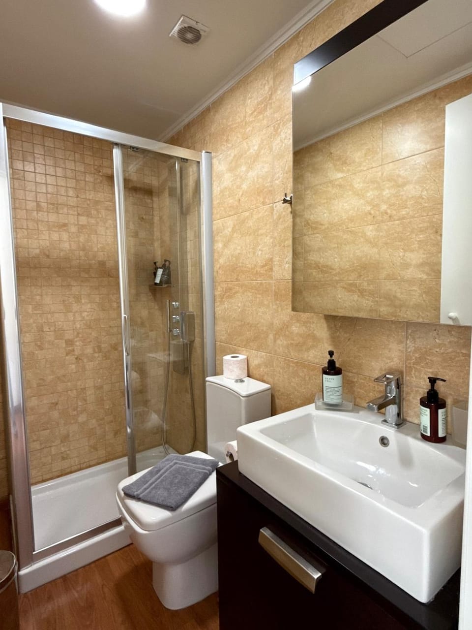 Bright Stay with Acropolis View - Monastiraki Apartment in Athens