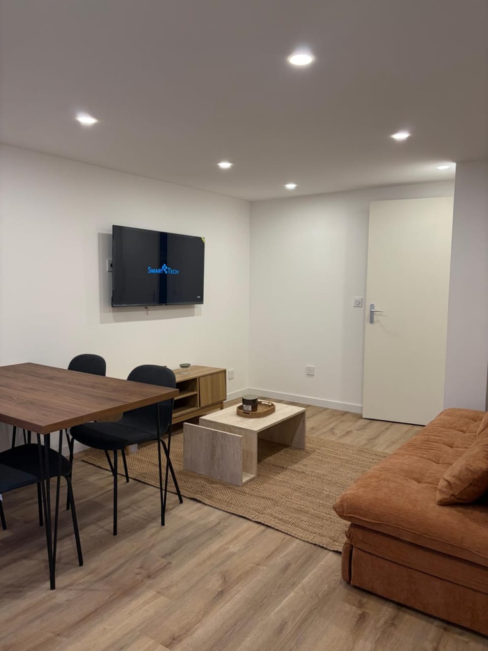 Maison 3 appartements T2 indépendants Apartment in Pays de la Loire