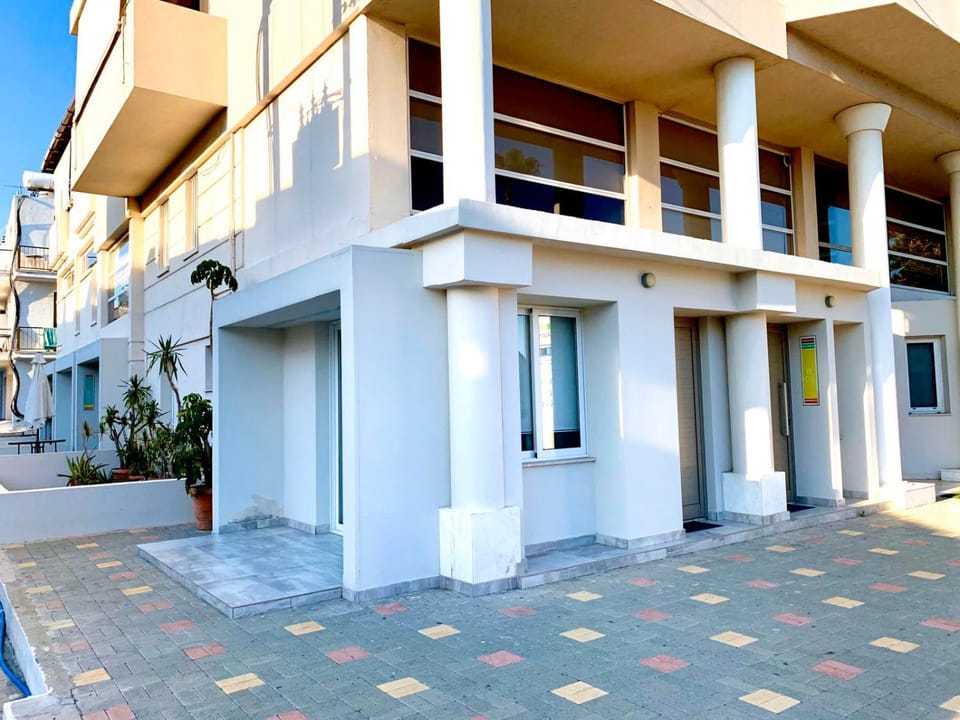 Property building, Off site, Day, Street view