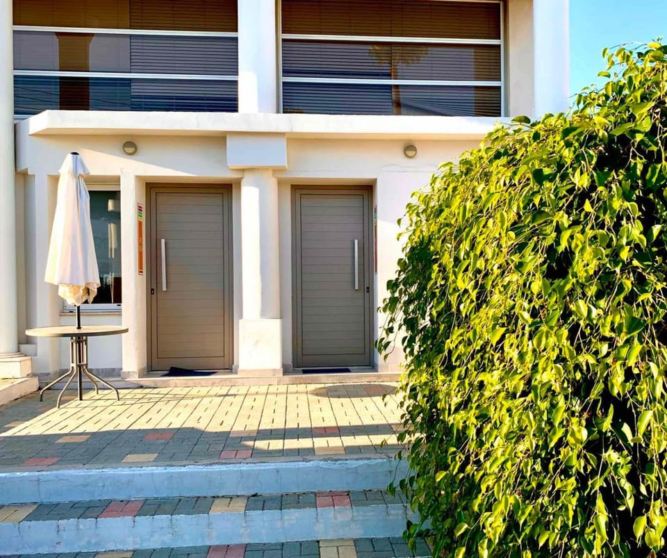 Property building, Off site, Day, Street view