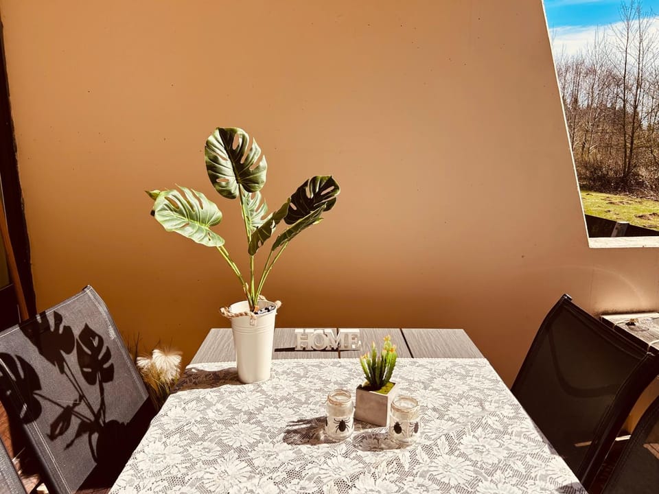 Balcony/Terrace, Balcony/Terrace