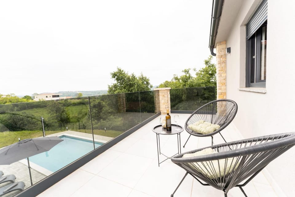 Day, View (from property/room), Balcony/Terrace