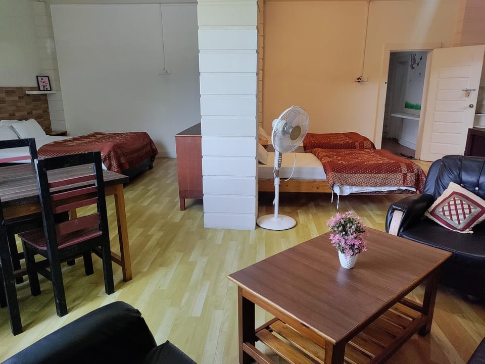 The Shillong Hills Guest House Bed and Breakfast in Bangladesh