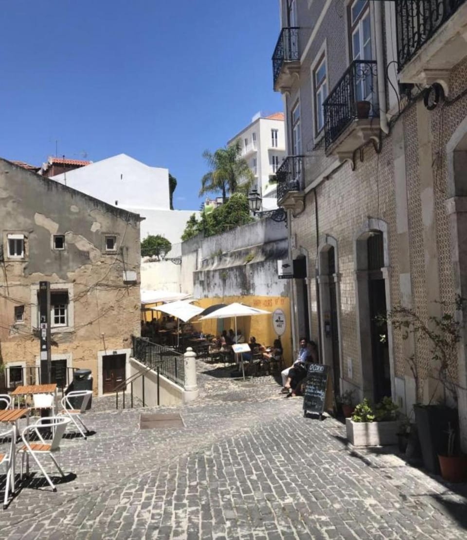 Day, Neighbourhood, Street view