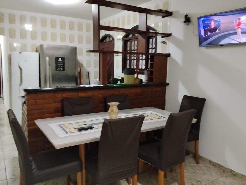 Casa pé na areia porto novo House in Caraguatatuba