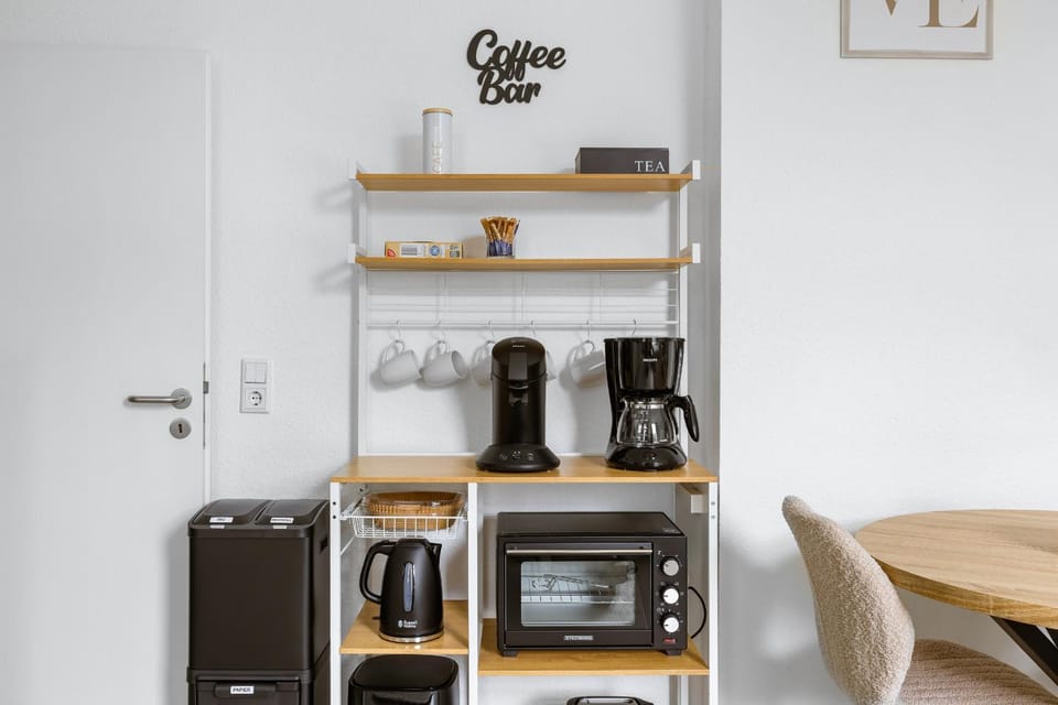 Coffee/tea facilities, minibar, toaster