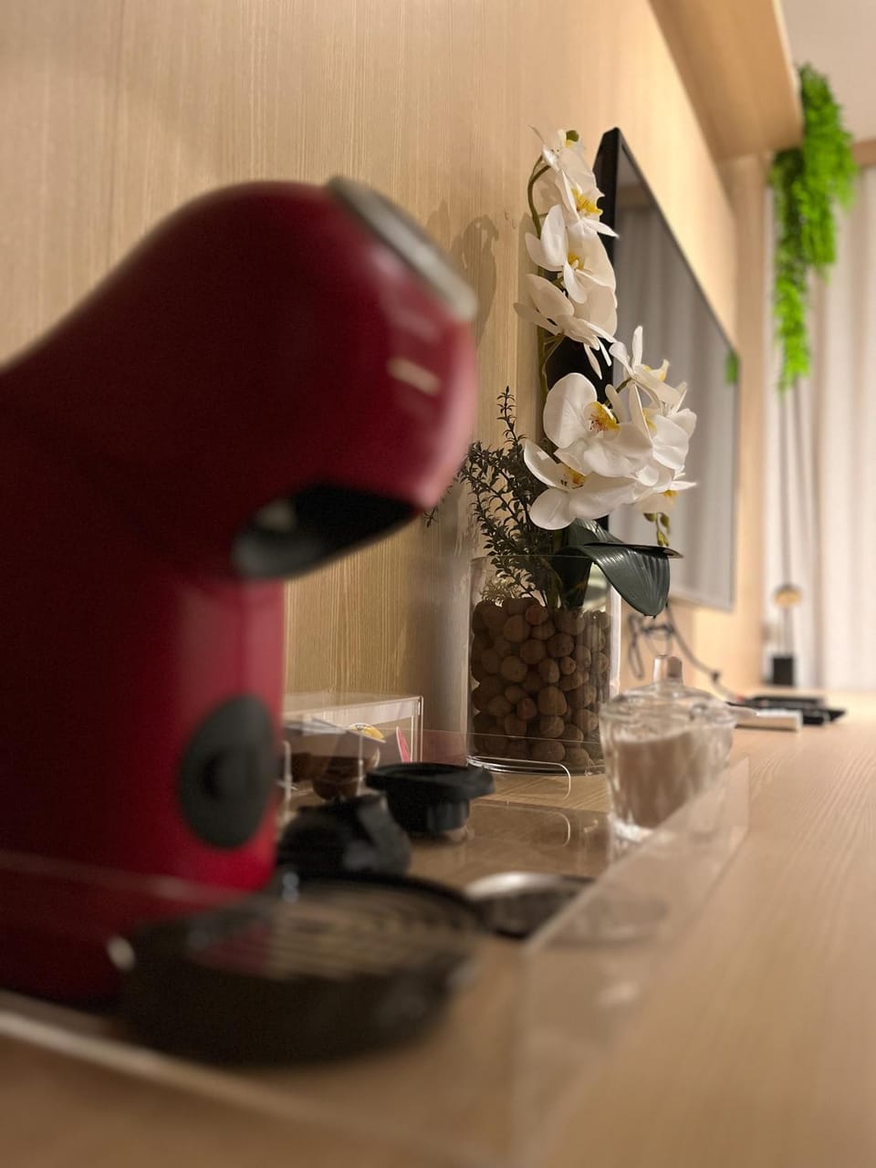Coffee/tea facilities, Decorative detail
