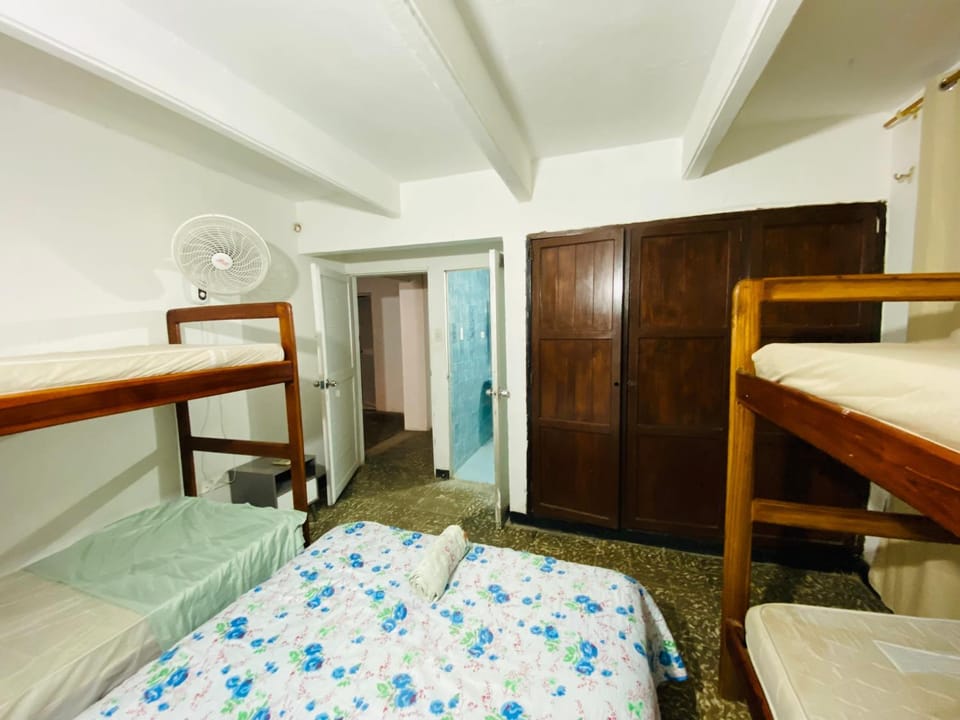 Casa Sisihuaca Hostal Santa Marta Bed and Breakfast in Santa Marta