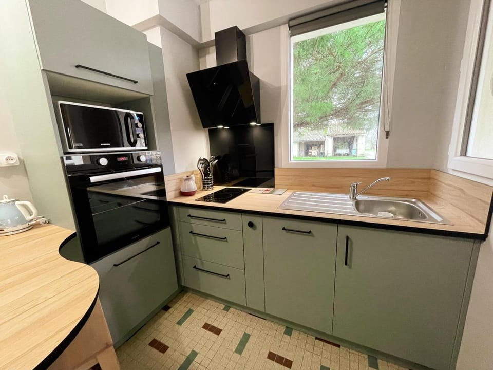 Gîte 4 pers. à Razines avec Parking et Wifi - FR-1-381-647 House in Centre-Val de Loire