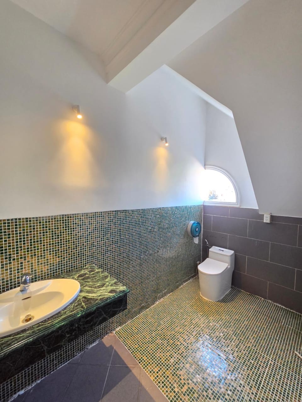 Toilet, Bathroom