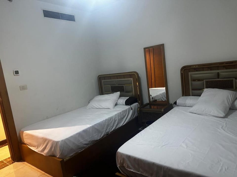 كمبوند نيوم كايرو التجمع Apartment in New Cairo City
