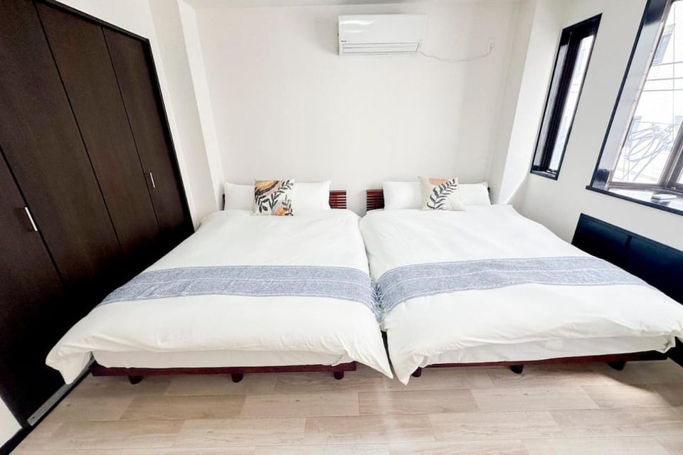フローレス末吉橋201 Apartment in Osaka
