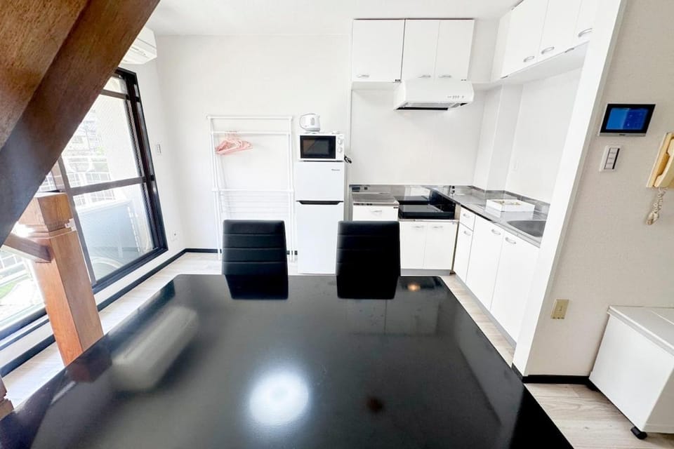 フローレス末吉橋201 Apartment in Osaka