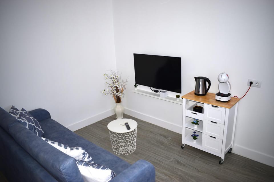 TV and multimedia, Coffee/tea facilities