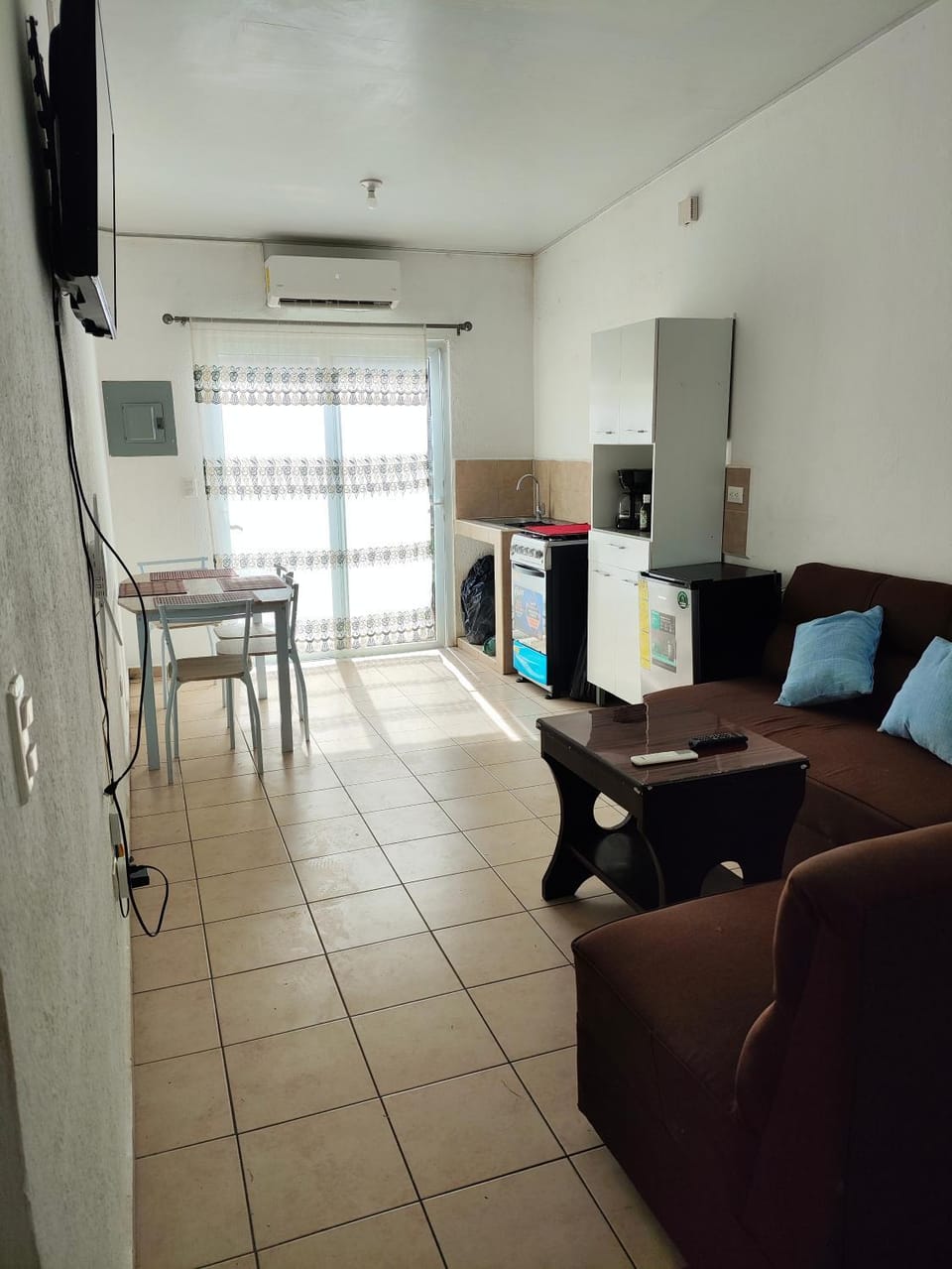 Communal lounge/ TV room, Living room