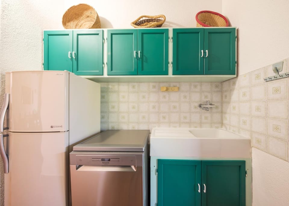 dishwasher, kitchen