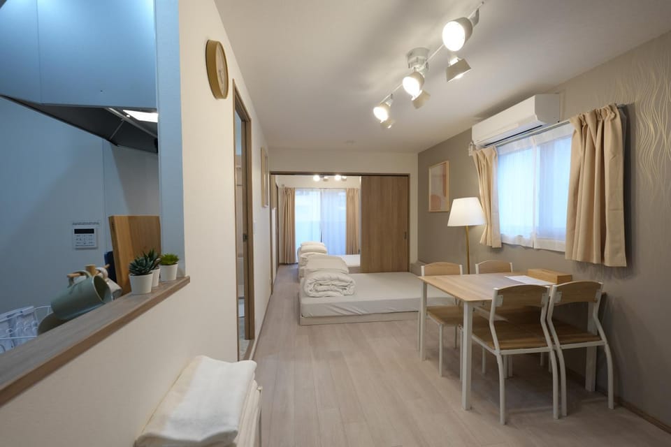 New OPEN!難波まで電車で5分!花園町駅徒歩1分!ホテルリネン使用 303 Apartment in Osaka