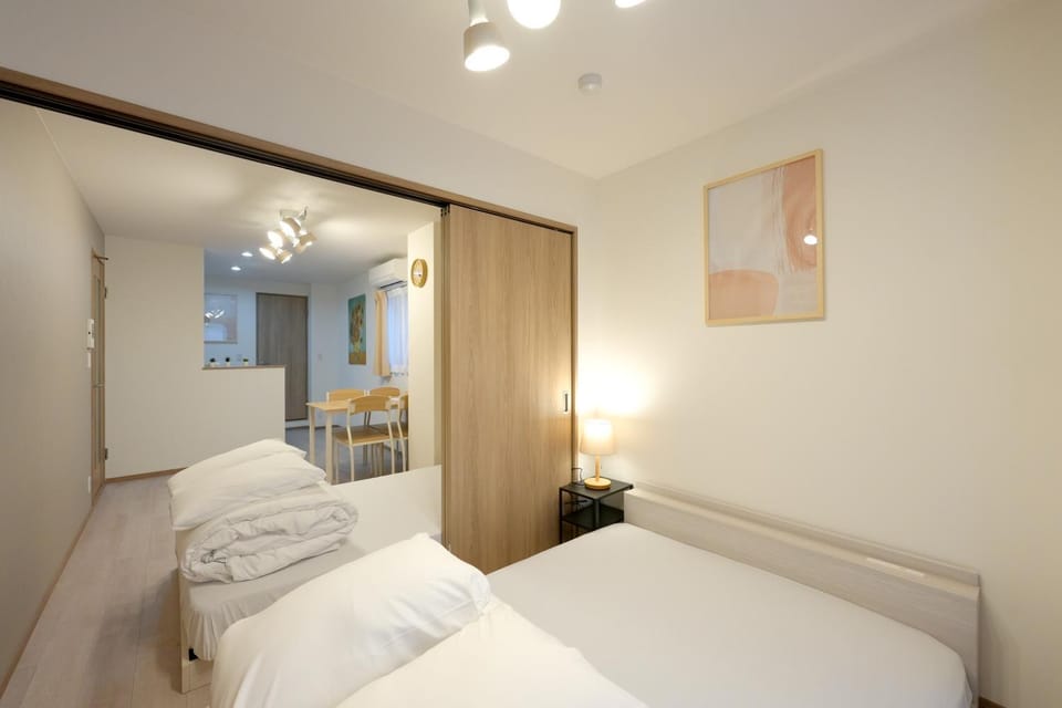 New OPEN!難波まで電車で5分!花園町駅徒歩1分!ホテルリネン使用 304 Apartment in Osaka
