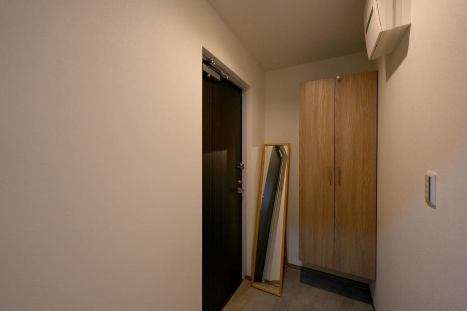 New OPEN!難波まで電車で5分!花園町駅徒歩1分!ホテルリネン使用 202 Apartment in Osaka