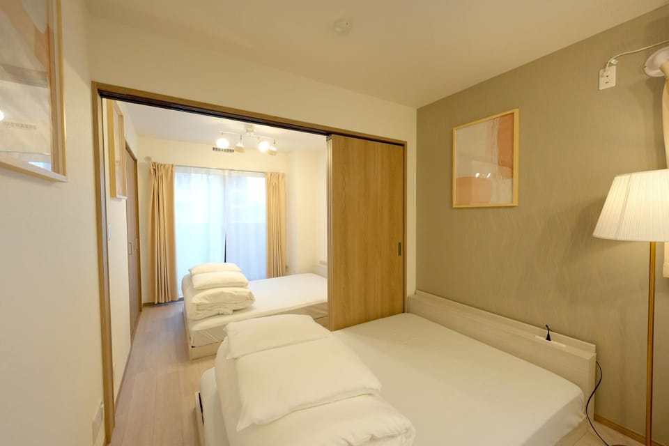 New OPEN!難波まで電車で5分!花園町駅徒歩1分!ホテルリネン使用 103 Apartment in Osaka