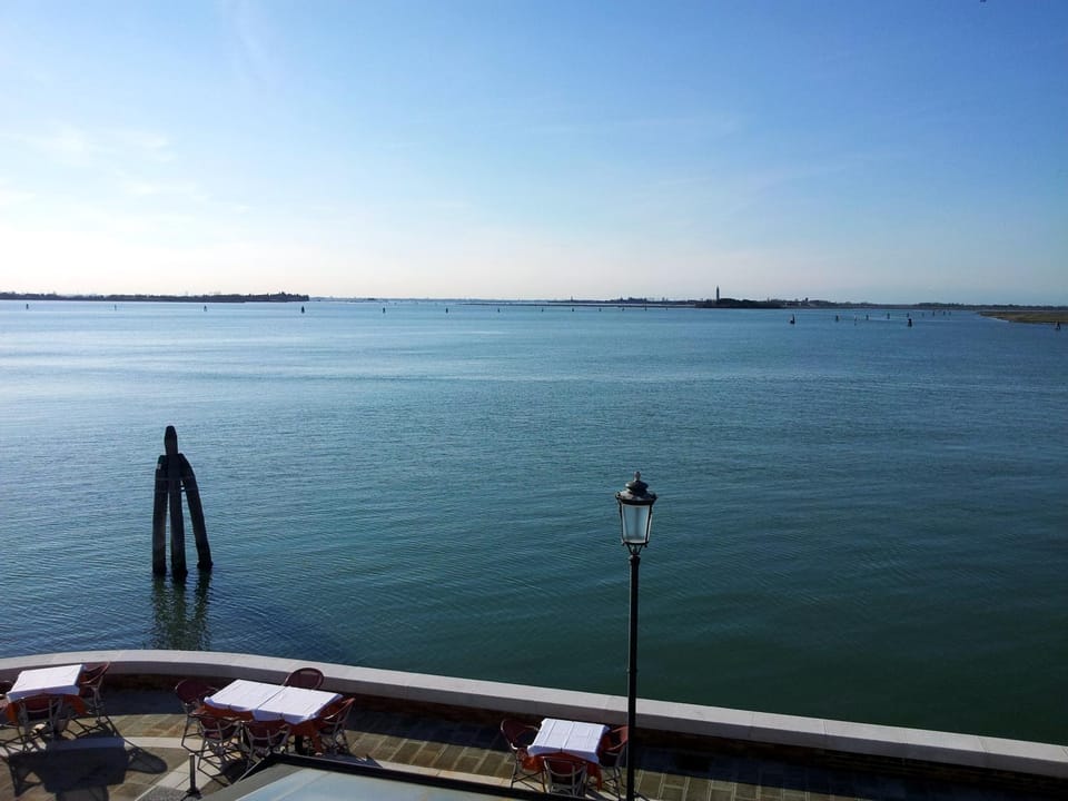 Natural landscape, Photo of the whole room