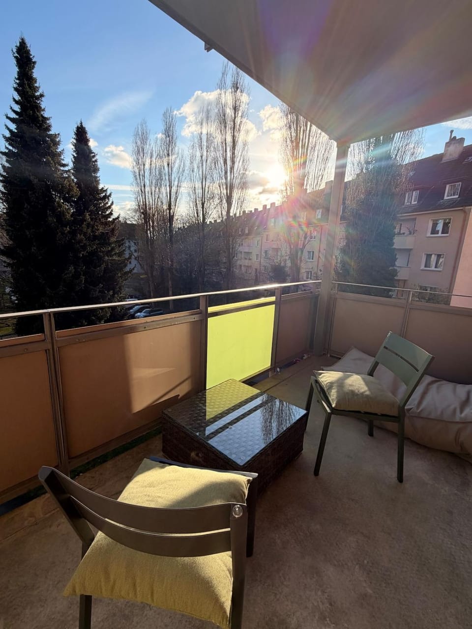 Living in the heart of Kreuzviertel! BVB Messe Kongress City Apartment in Dortmund