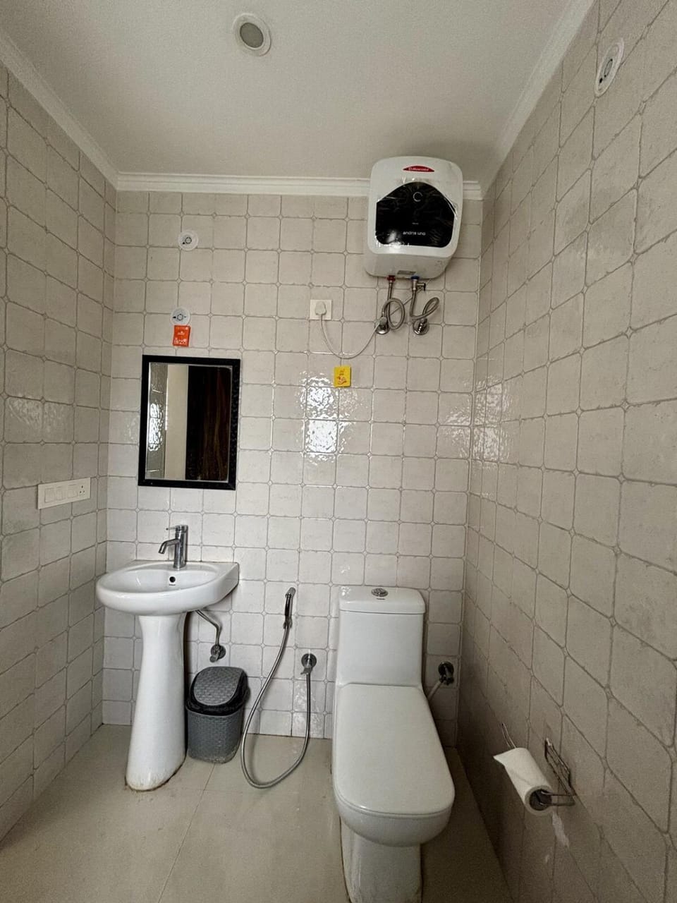 Shower, Bathroom, towels