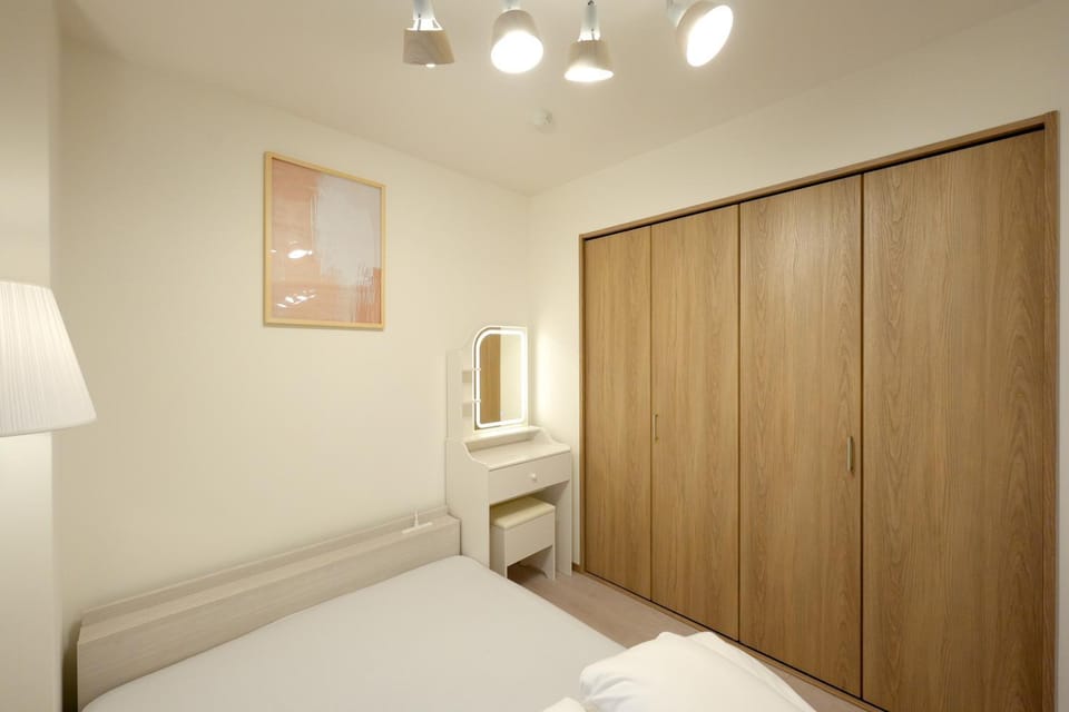 New OPEN!難波まで電車で5分!花園町駅徒歩1分!ホテルリネン使用 105 Apartment in Osaka