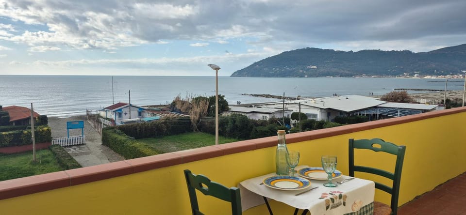 Eremare Marinella Apartment in Province of Massa and Carrara