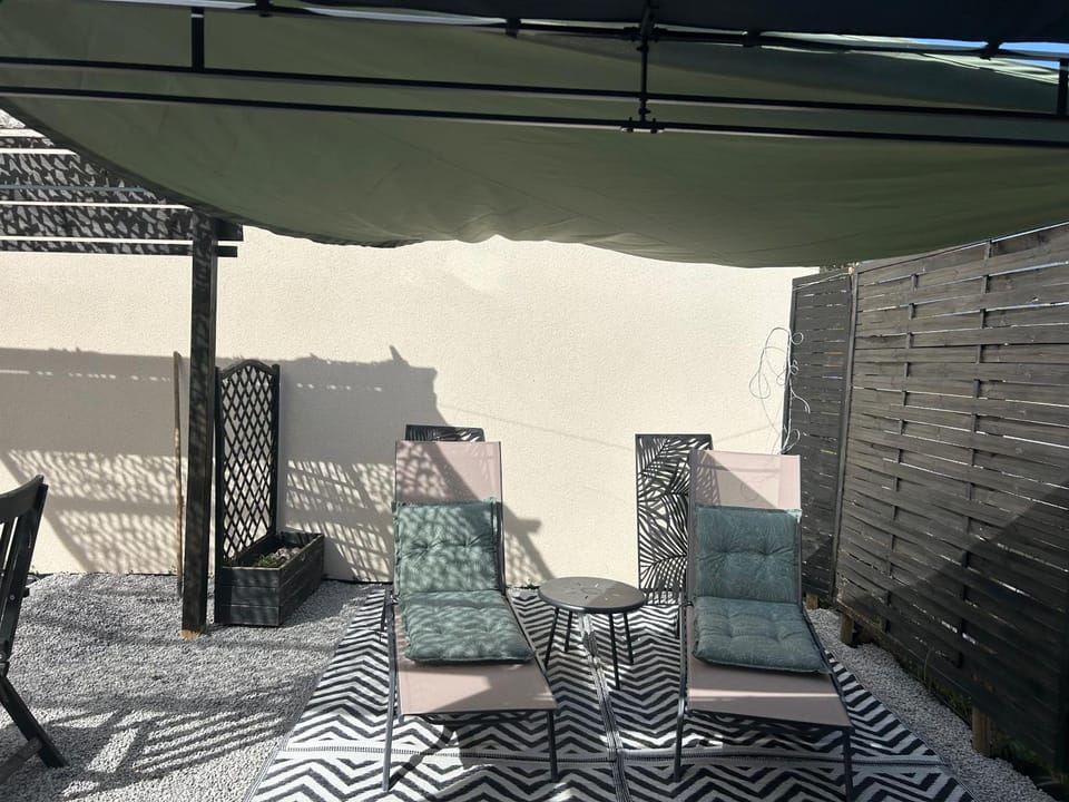Patio, Day, View (from property/room), Balcony/Terrace, Spa and wellness centre/facilities, sunbed