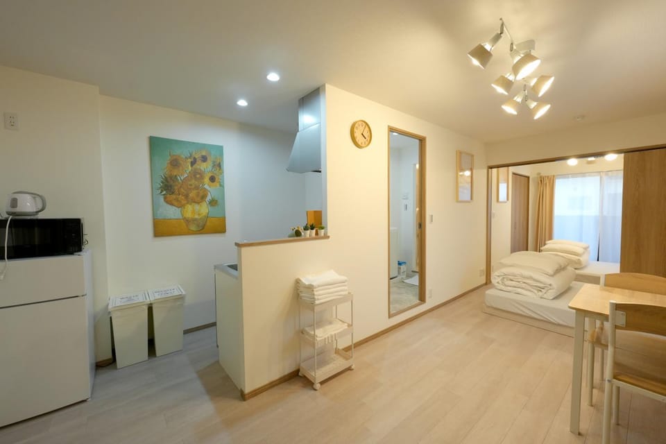 New OPEN!難波まで電車で5分!花園町駅徒歩1分!ホテルリネン使用 203 Apartment in Osaka