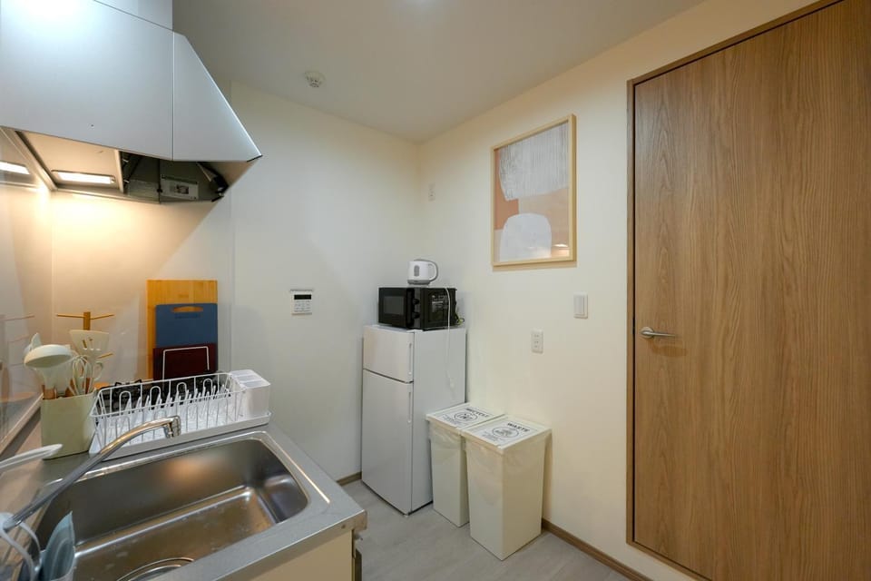 New OPEN!難波まで電車で5分!花園町駅徒歩1分!ホテルリネン使用 204 Apartment in Osaka