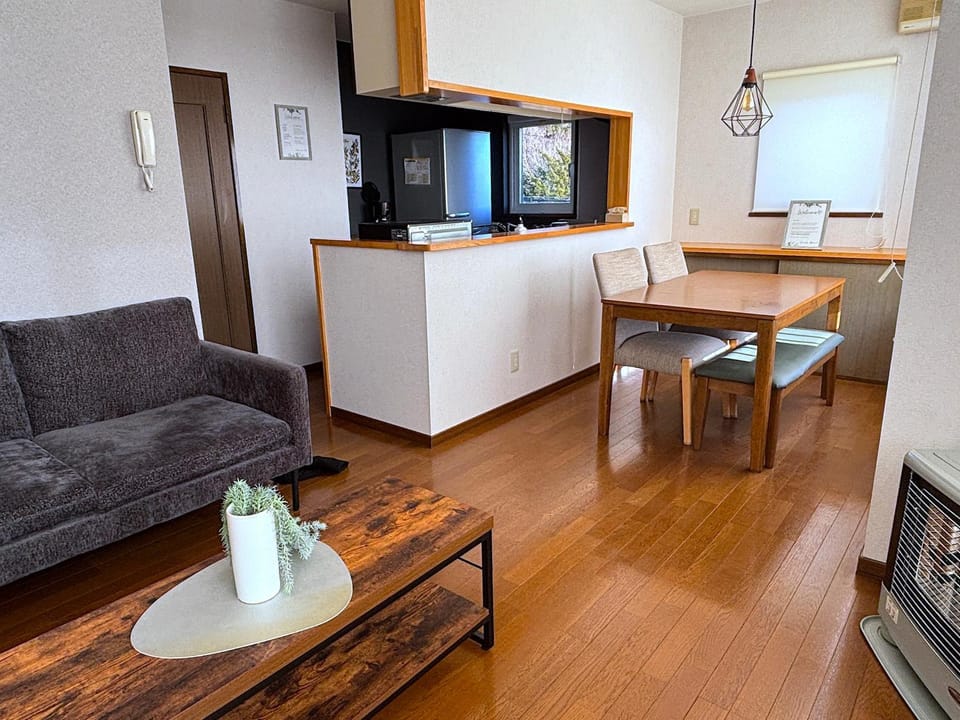 Kitchen or kitchenette, Living room, Dining area