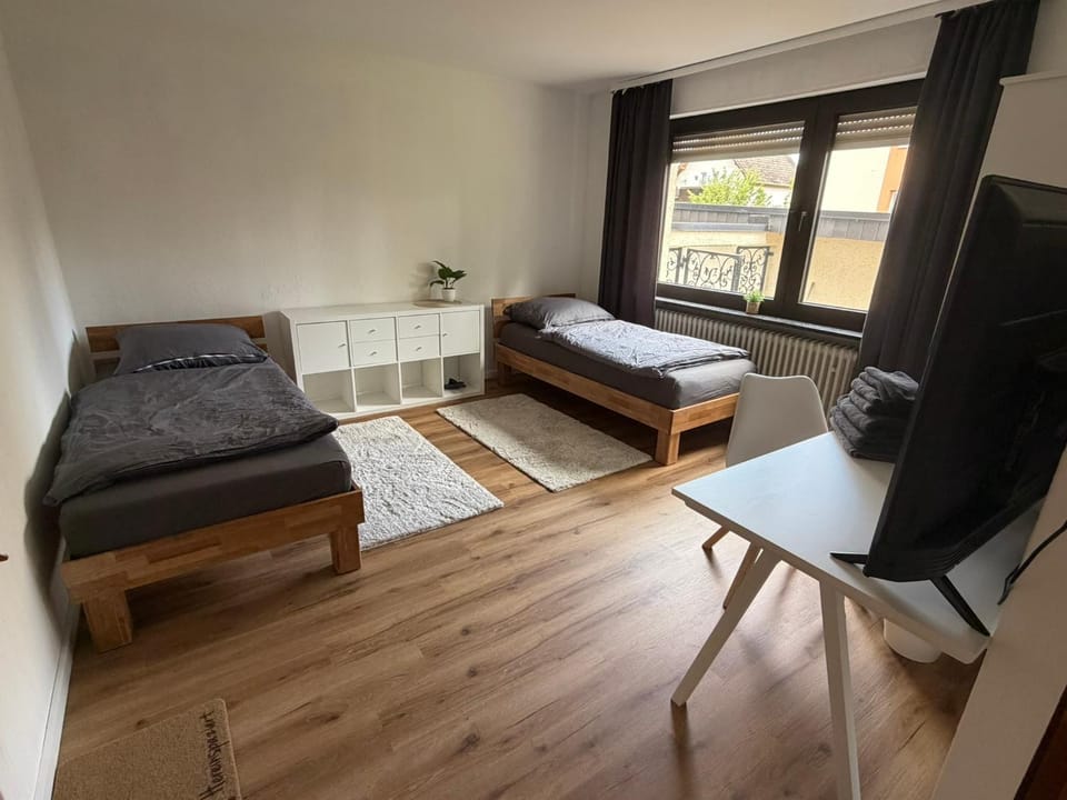 Photo of the whole room, Bedroom