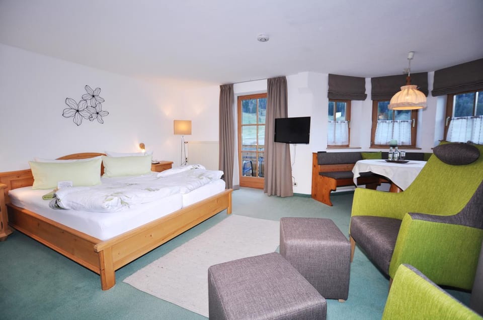 Photo of the whole room