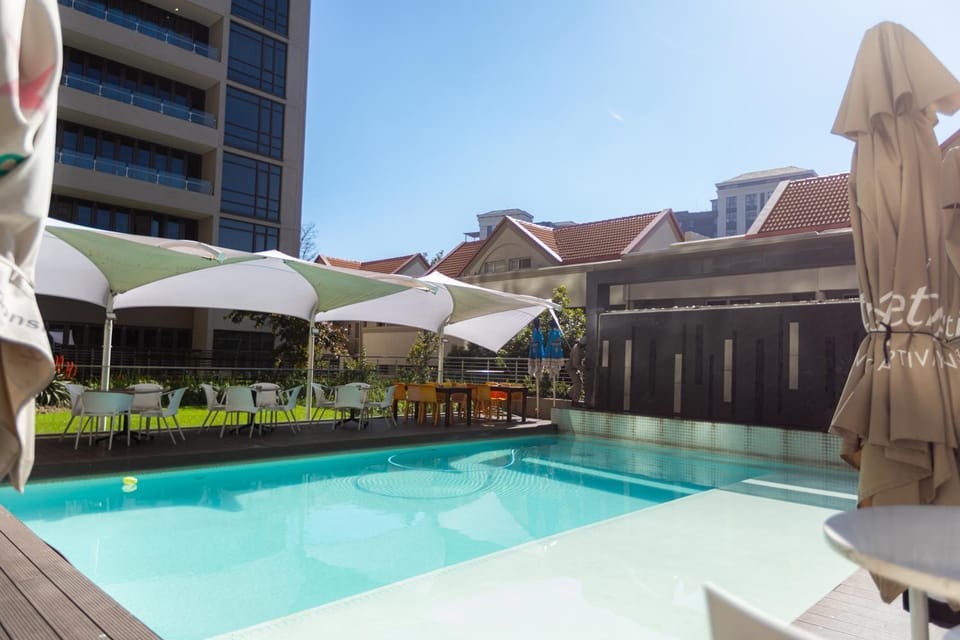 Balcony/Terrace, Swimming pool