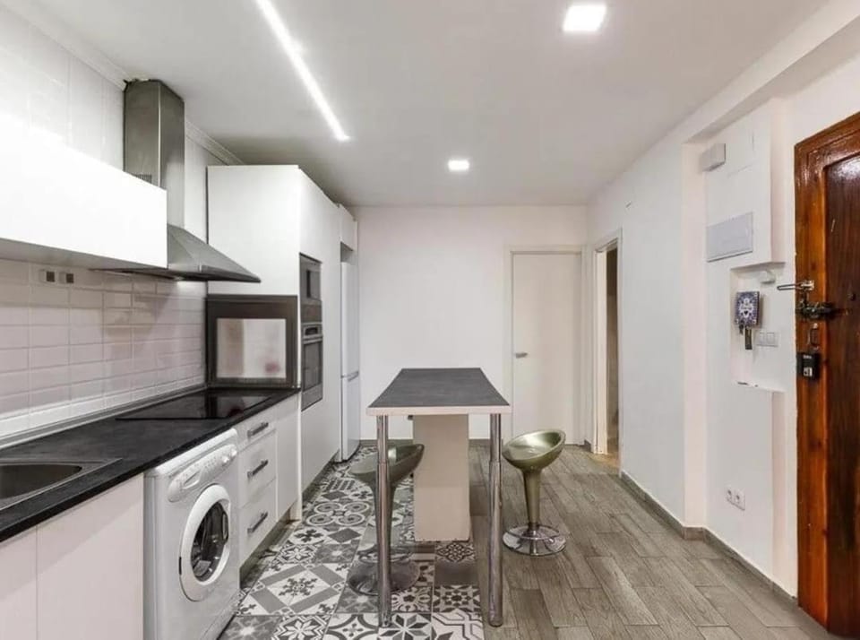 Valencia Room Apartment in Valencian Community