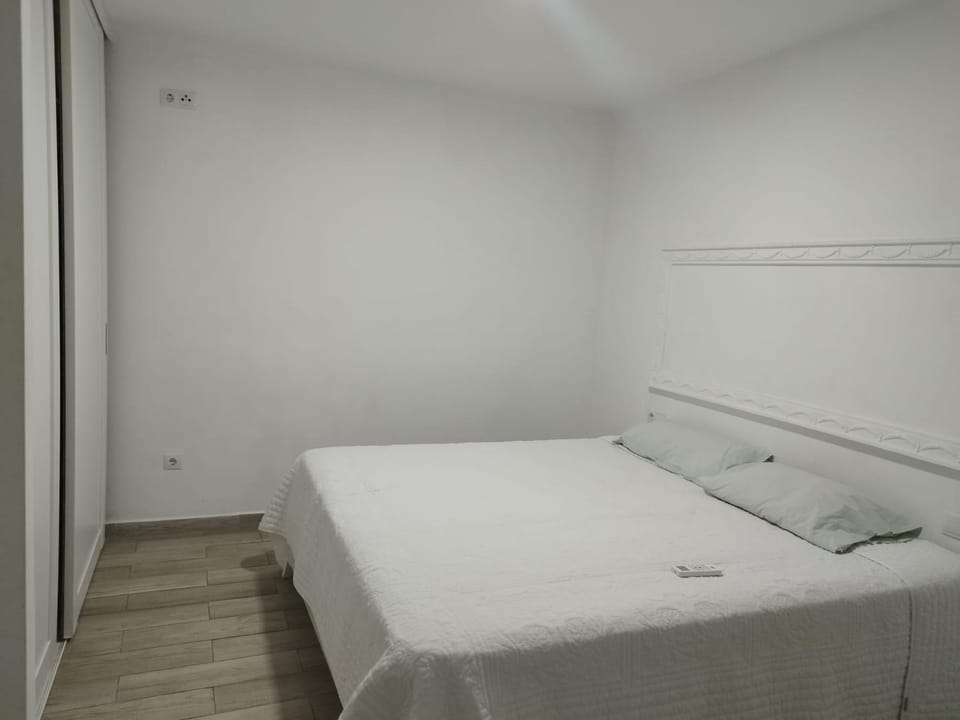 Valencia Room Apartment in Valencian Community