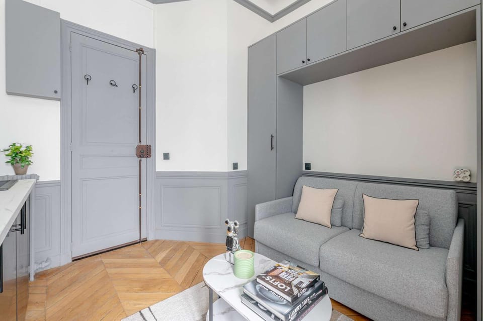 Cozy Nest Le Bon Marche Rive Gauche Apartment in Paris